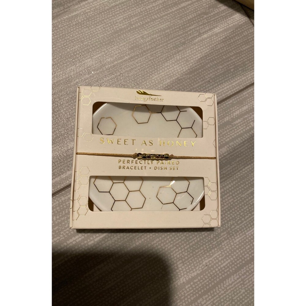 Brand new Sweet as honey bracelet & dish